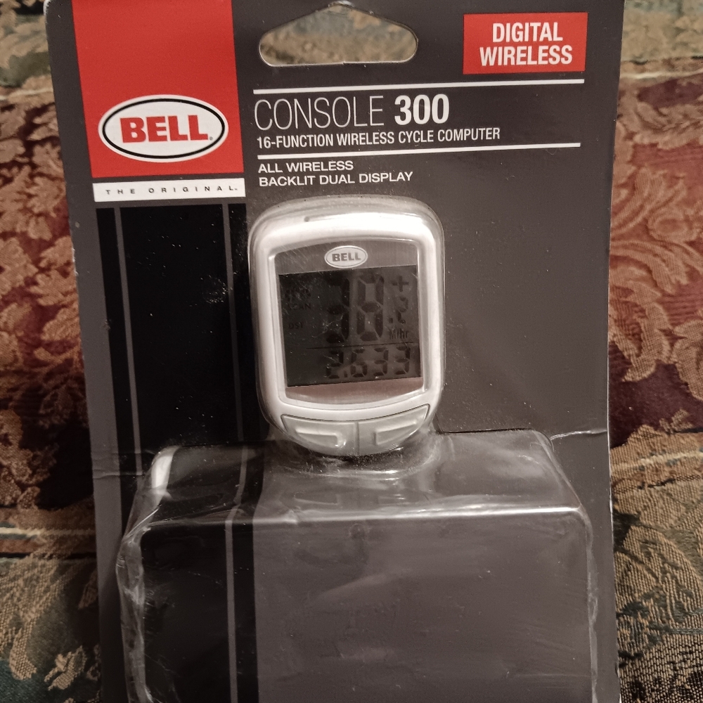 Bell Console 300 Digital Wireless 16 Function Cycle Computer Dual Display New